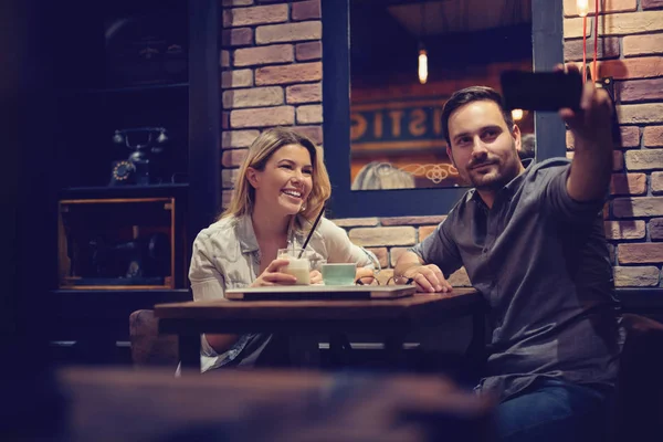 Attractive Couple Taking Selfie While Having Cup Coffee — Stock Photo, Image