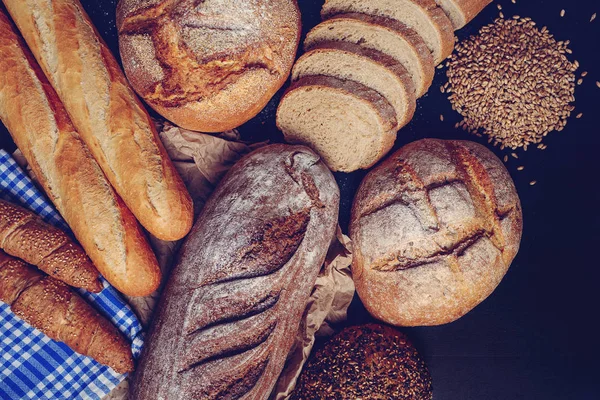 传统手工面包和糕点 — 图库照片
