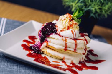 Lezzetli gözleme. Lezzetli gözleme yakın çekim.