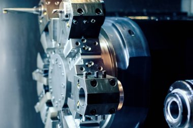 CNC torna makinesi ile Metal tornalama işi
