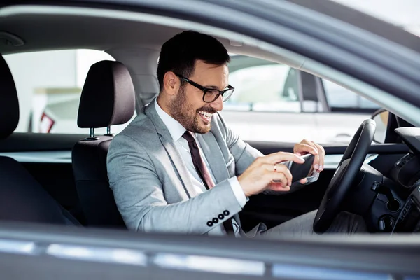 Businessman Choosing New Vehicle Car Dealership Making Photo Smartphone — Stock Photo, Image