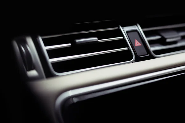 Interior Moderno Carro Com Close Furos Sistema Ventilação Condicionado — Fotografia de Stock