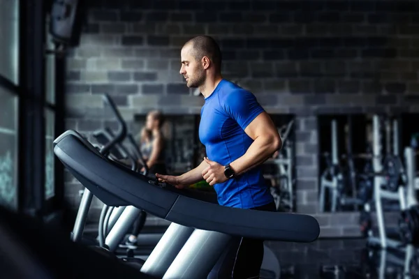 Young Man Sportswear Running Treadmill Gym — Stock Photo, Image