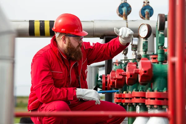 Trabajador Industria Del Petróleo Gas Ingeniero Planta Refinería — Foto de Stock