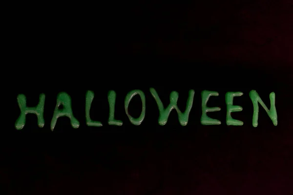 Halloween Belettering Met Groen Slijm Een Zwarte Achtergrond Ontwerp Voor — Stockfoto