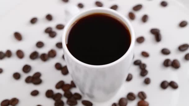 Fincan Kahve Kahve Çekirdeği — Stockvideo