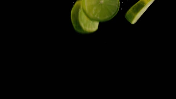 Sliced Lime Falling Water — Stock video