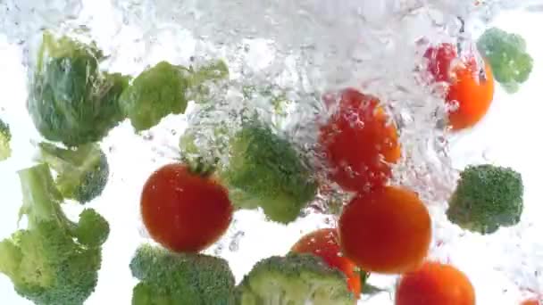 Vegetables Falling Water Splash — Stock Video