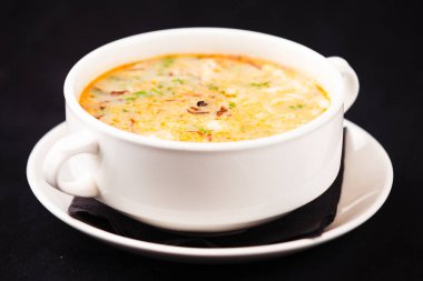 Baharatlı Tay çorbası