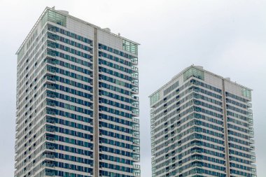 Şehirde modern gayrimenkul inşaatı