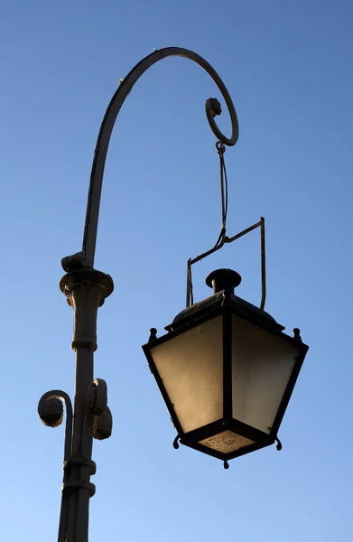 Лампа Вулиці Старому Стилі Фоні Синього Неба Санкт Петербург Російська — стокове фото