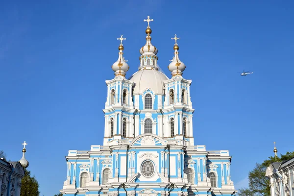 Smolny Katedralen Solig Dag Sankt Petersburg Ryssland — Stockfoto
