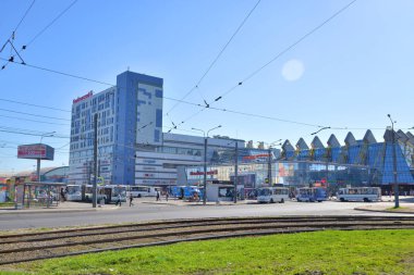St.Petersburg, Rusya Federasyonu - 12 Mayıs 2018: Modern alışveriş merkezi içinde Kupchino district Saint Petersburg eteklerinde.
