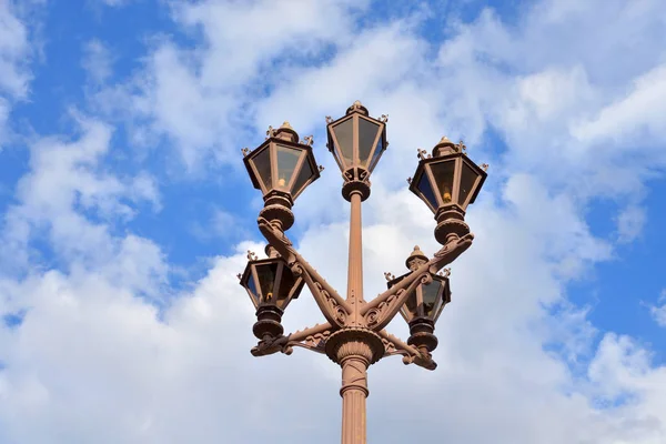 Réverbère Dans Ancien Style Sur Fond Ciel Saint Pétersbourg Russie — Photo