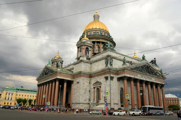 Petersburg Rusia Junio 2018 Catedral San Isaac Día Nublado San — Foto de Stock