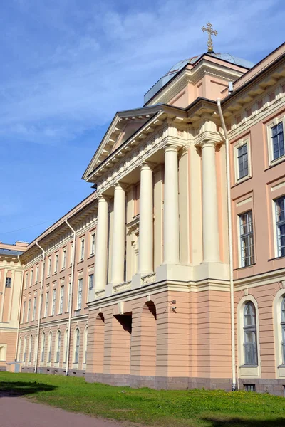 Κτίριο Του Αυτοκρατορική Ακαδημία Των Τεχνών Στην Αγία Πετρούπολη Ρωσία — Φωτογραφία Αρχείου