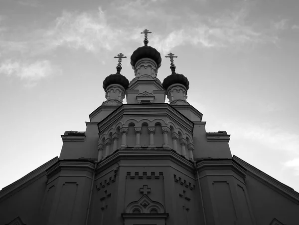 上帝的母亲弗拉基米尔图标的大教堂当前东正教大教堂在 Kronstadt 在圣彼得堡 黑白相间 — 图库照片
