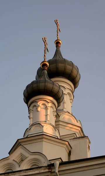 上帝的母亲弗拉基米尔图标的大教堂在 Kronstadt 的当前东正教大教堂在圣彼得堡 — 图库照片