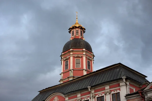 Kostel Zvěstování Alexander Nevsky Lávře Starobylého Kláštera Barokním Stylu Centru — Stock fotografie