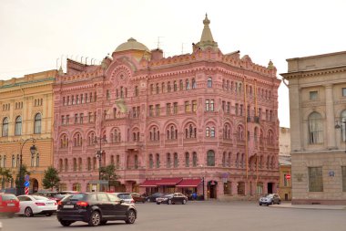 St.Petersburg, Rusya Federasyonu - 27 Ağustos 2018: N. s. Havzası, mimarın daireli ev inşa sözde Rus tarzı yıl 1878-1879.