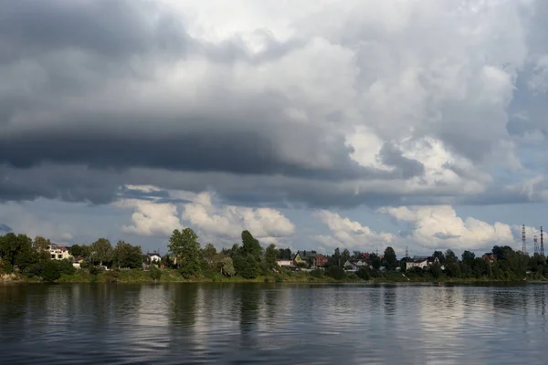 Petersburg Rusya Federasyonu Bulutlu Gün Neva Nehri Nin Manzaraya — Stok fotoğraf