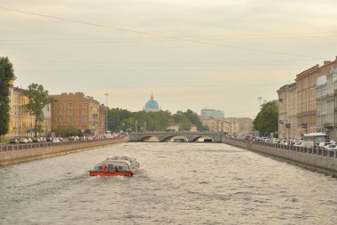 St.Petersburg, Rusya Federasyonu - 11 Eylül 2018: Fontanka Nehri, St. Petersburg, Neva Nehri Deltası kanal olduğunu. Nehrin uzunluğu 7.6 km, genişliği 70 metre'ye kadar.