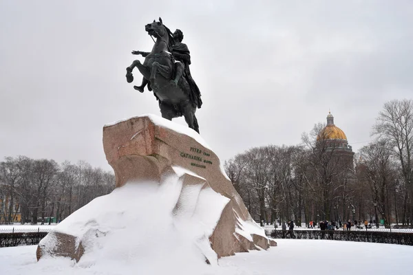 Saint Petersburg Rússia Dezembro 2018 Cavaleiro Bronze Monumento Pedro Praça — Fotografia de Stock