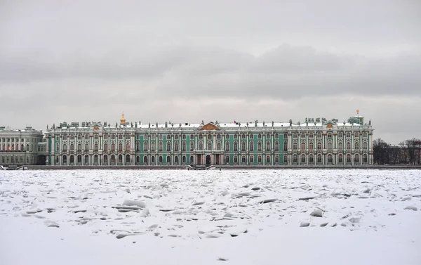 Palais Hiver Rivière Neva Hiver Saint Pétersbourg Russie — Photo