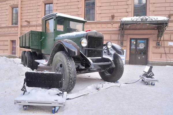 俄罗斯圣彼得堡 2019年1月27日 街头生活 复古卡车 Gaz 纳粹列宁格勒围城解放75周年文化项目 — 图库照片
