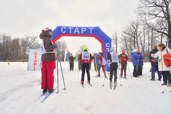 Petersburg Rússia Fevereiro 2019 Toda Corrida Russa Esqui Massa Esqui — Fotografia de Stock