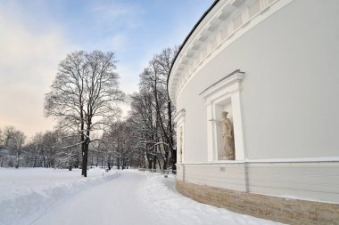 Mutfak Binası Elaginoostrovsky Palace Elagin Adası St. Petersburg'daki kış akşam, Rusya Federasyonu.