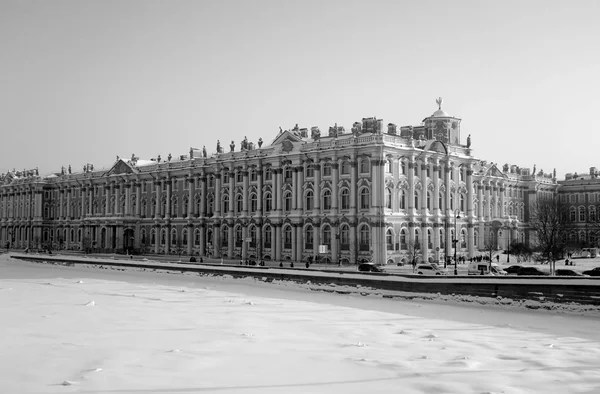 Kış Sarayı Donmuş Neva Nehri Nde Kış Petersburg Rusya — Stok fotoğraf