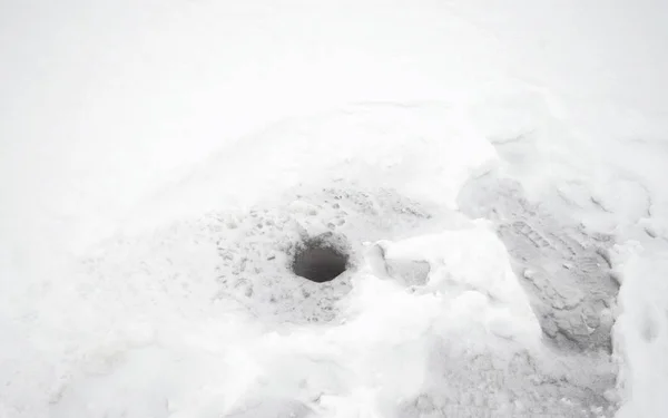 Fshing hole in ice. — Stock Photo, Image