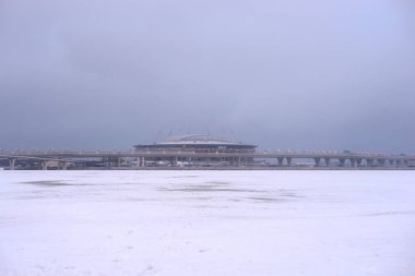 Donmuş Baltık Denizi ve yeni stadyum Gazprom Arena.