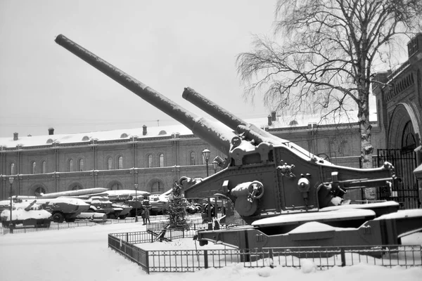 Vecchio cannoni sovietici . — Foto Stock