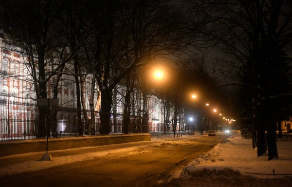 Street Mendeleevskaya line at night. — Stock Photo, Image