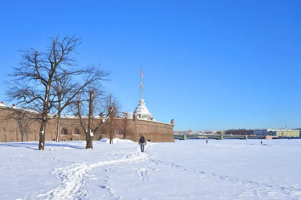 Peter ve paul fortress Kalesi. — Stok fotoğraf