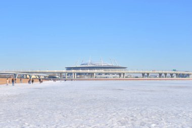 Donmuş Baltık Denizi ve yeni stadyum Gazprom Arena.