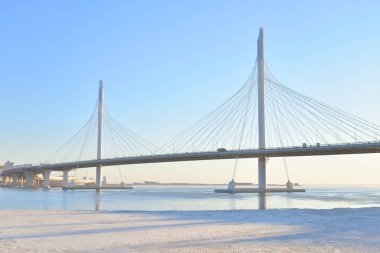 Saint Petersburg akşam kablo Köprüsü.