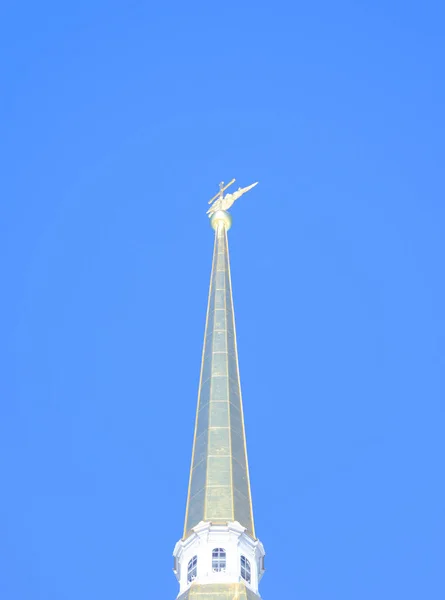 상트페테르부르크의 베드로 Paul 대성당의 첨탑. — 스톡 사진
