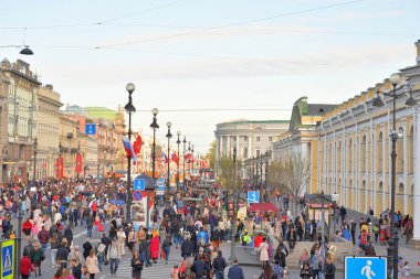 Zafer Günü'nde Nevsky umudu.