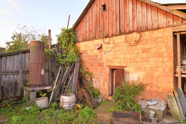 Den gamla byn skjul. — Stockfoto