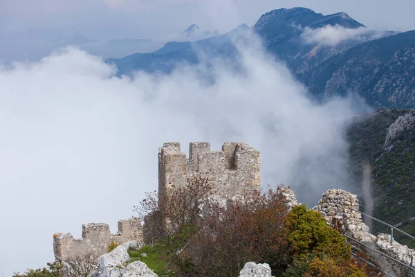 Hilarion 城堡在 Girne 凯里尼亚 北塞浦路斯 — 图库照片