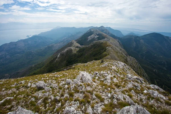 Incredibile paesaggio montano — Foto Stock