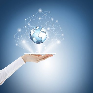 En iyi Internet kavramı küresel iş kavramları serisi. Dokunmatik ekran, eller, dünya. Telefon palm, para birimi simgeleri, çizgiler, bağlantılar, bağlanmak