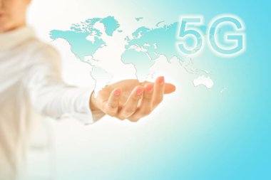 Elinde harita. En iyi Internet kavramı küresel iş kavramları serisi. 5g