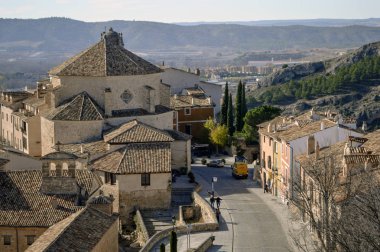 Antik mimarlık tarihi Cuenca şehir İspanya.