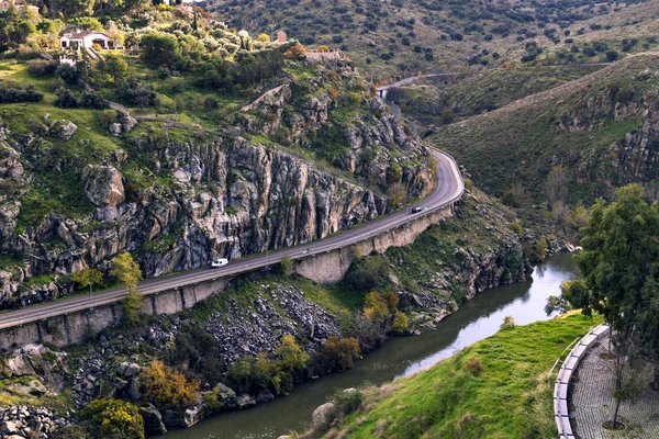 Красивый Вид Дорогу Вдоль Реки Возле Тэдо — стоковое фото