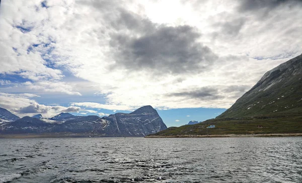 Landskap Grönland Vacker Nuuk Fjord Hav Med Berg Bakgrund — Stockfoto