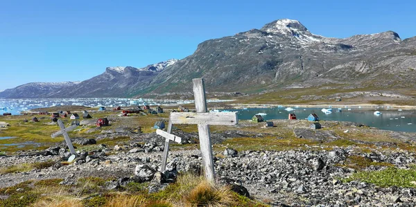 古いキリスト教の墓地 グリーンランドの風景 ヌークフィヨルド — ストック写真